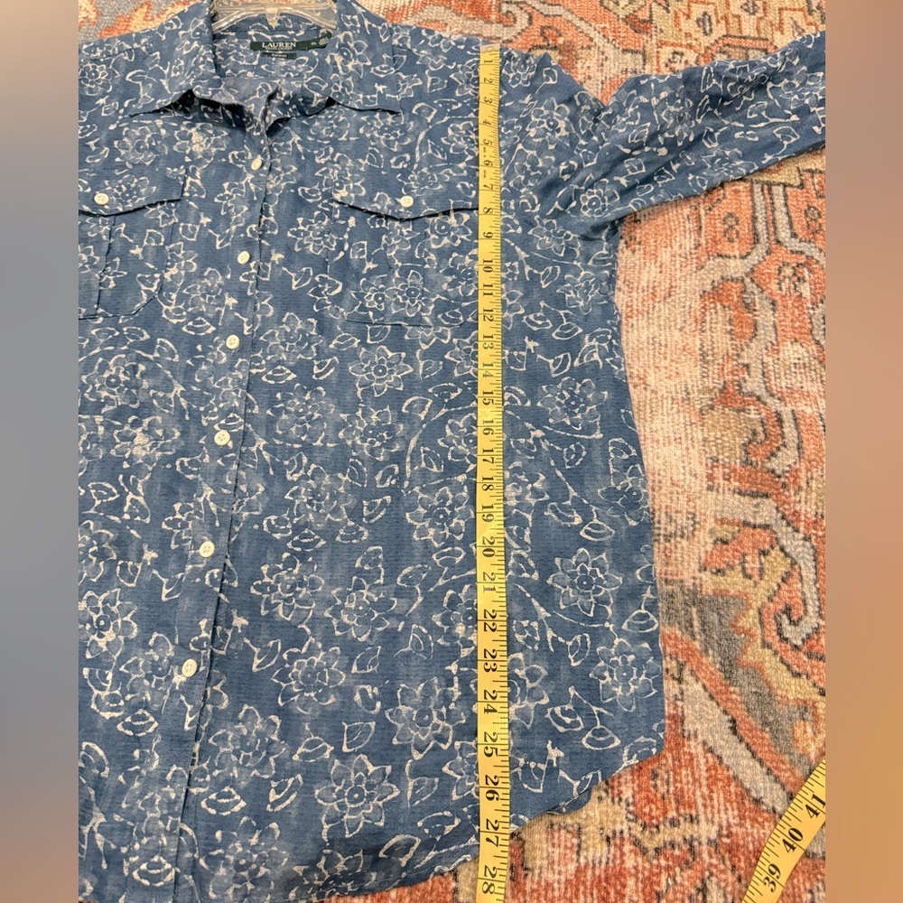 Lauren Ralph Lauren Button Down Blouse, Blue Floral, Size XL, Lightweight Cotton - Picture 5 of 5